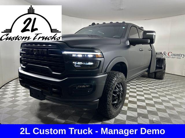 2025 RAM Ram 3500 RAM 3500 LIMITED CREW CAB 4X4 8 BOX