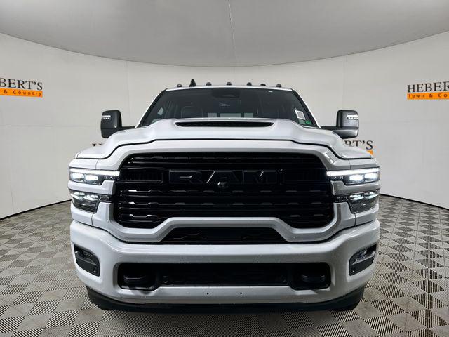 2025 RAM Ram 2500 RAM 2500 LIMITED MEGA CAB 4X4 64 BOX