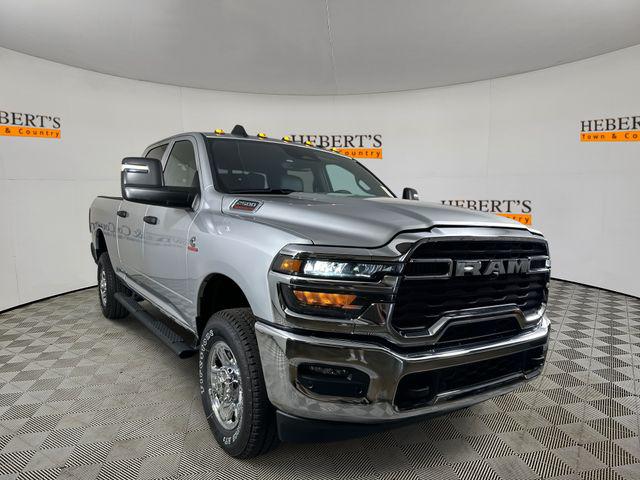 2026 RAM Ram 2500 RAM 2500 TRADESMAN CREW CAB 4X4 64 BOX