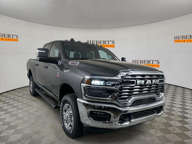 2026 RAM Ram 2500 RAM 2500 TRADESMAN CREW CAB 4X4 64 BOX