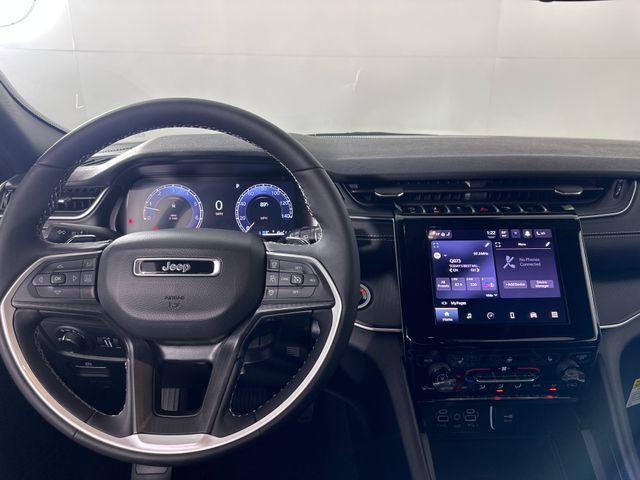 2025 Jeep Grand Cherokee GRAND CHEROKEE ALTITUDE 4X2
