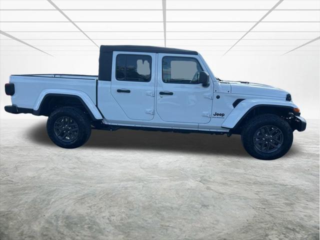 2025 Jeep Gladiator GLADIATOR SPORT S 4X4 2025 Jeep Gladiator GLADIATOR SPORT S 4X4