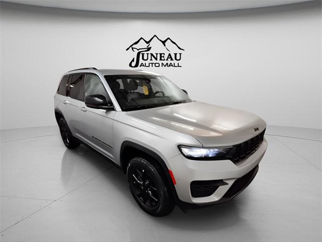 2024 Jeep Grand Cherokee Altitude 4x4 2024 Jeep Grand Cherokee Altitude 4x4