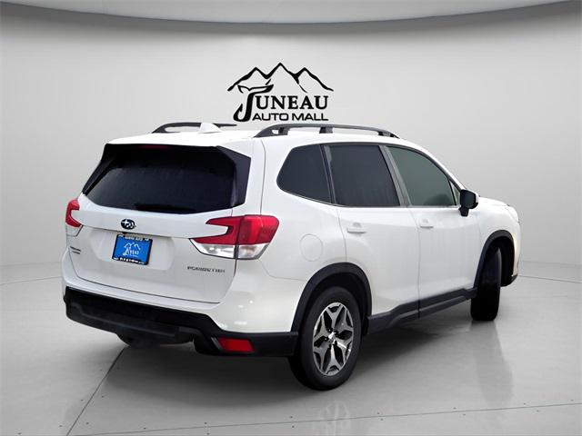 2022 Subaru Forester Premium 2022 Subaru Forester Premium