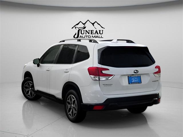 2022 Subaru Forester Premium 2022 Subaru Forester Premium