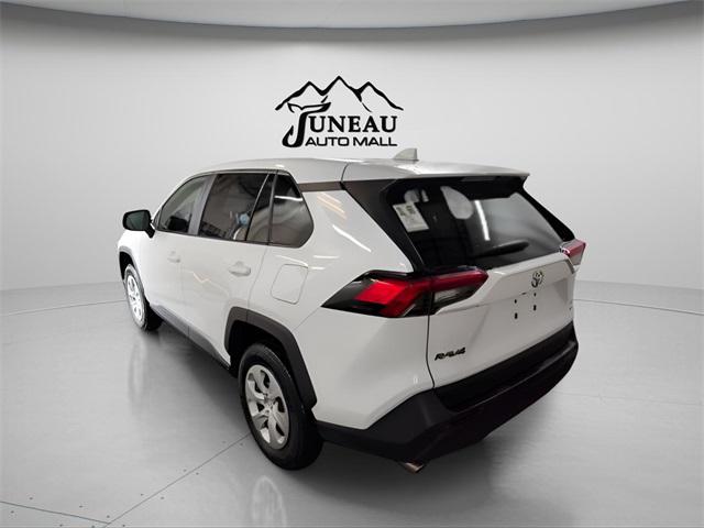 2024 Toyota RAV4 LE 2024 Toyota RAV4 LE