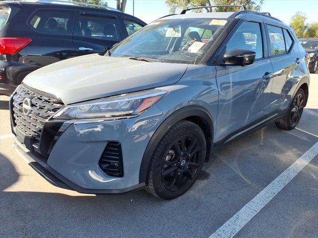 2022 Nissan Kicks SR Xtronic CVT 2022 Nissan Kicks SR Xtronic CVT