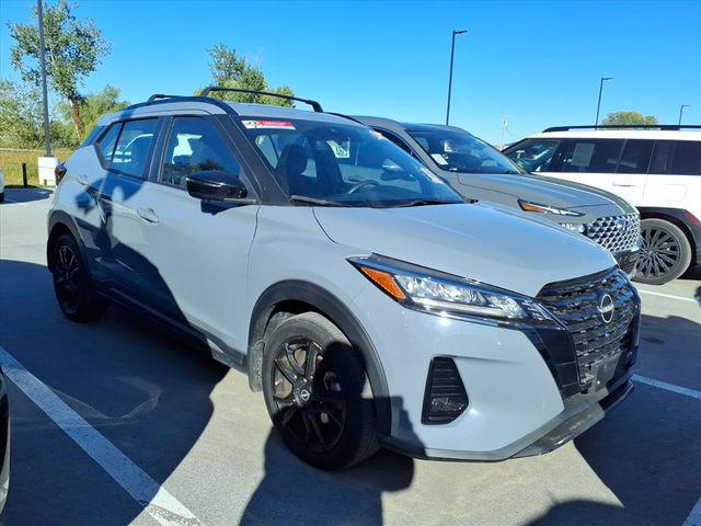 2022 Nissan Kicks SR Xtronic CVT 2022 Nissan Kicks SR Xtronic CVT