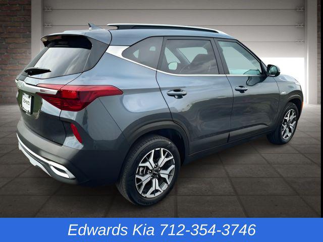 2022 Kia Seltos EX 2022 Kia Seltos EX