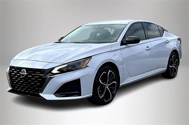 2024 Nissan Altima SR Intelligent AWD 2024 Nissan Altima SR Intelligent AWD