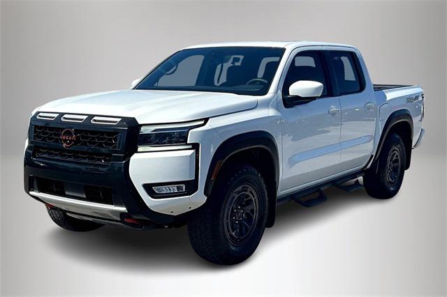 2025 Nissan Frontier Crew Cab PRO-4X 4x4 2025 Nissan Frontier Crew Cab PRO-4X 4x4