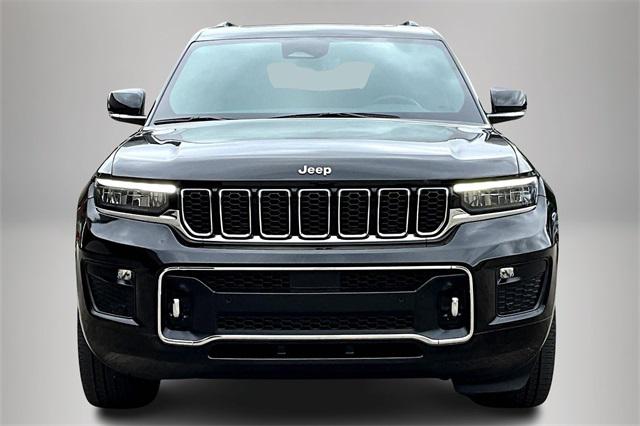 2022 Jeep Grand Cherokee L Overland 4x2