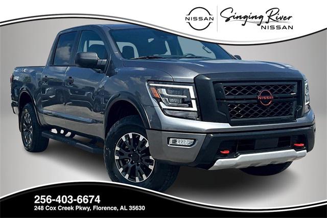 2024 Nissan TITAN Crew Cab PRO-4X 4x4