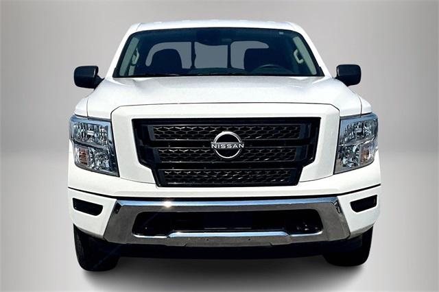 2024 Nissan TITAN Crew Cab SV 4x4 2024 Nissan TITAN Crew Cab SV 4x4