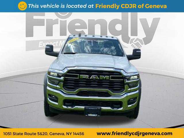 2025 RAM Ram 5500 Chassis Cab RAM 5500 TRADESMAN CHASSIS REGULAR CAB 4X4 60 CA