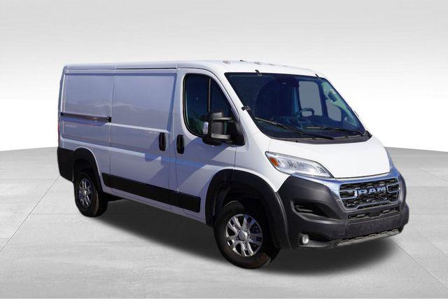 2025 RAM ProMaster 2500 Cargo Van SLT Low Roof 136 WB 2025 RAM ProMaster 2500 Cargo Van SLT Low Roof 136 WB