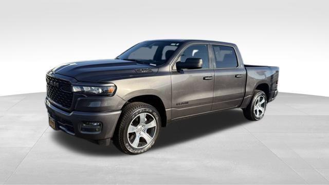 2025 RAM 1500 Tradesman Crew Cab 4x4 57 Box 2025 RAM 1500 Tradesman Crew Cab 4x4 57 Box