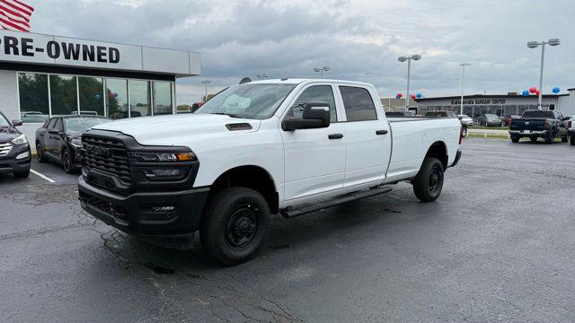 2025 RAM 2500 Tradesman Crew Cab 4x4 8 Box 2025 RAM 2500 Tradesman Crew Cab 4x4 8 Box