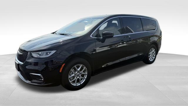 2025 Chrysler Pacifica Select 2025 Chrysler Pacifica Select