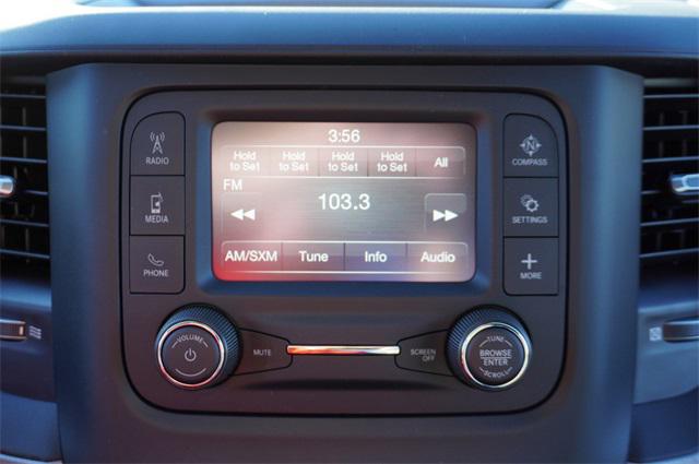 2024 RAM Ram 5500 Chassis Cab RAM 5500 TRADESMAN CHASSIS CREW CAB 4X4 84 CA 2024 RAM Ram 5500 Chassis Cab RAM 5500 TRADESMAN CHASSIS CREW CAB 4X4 84 CA