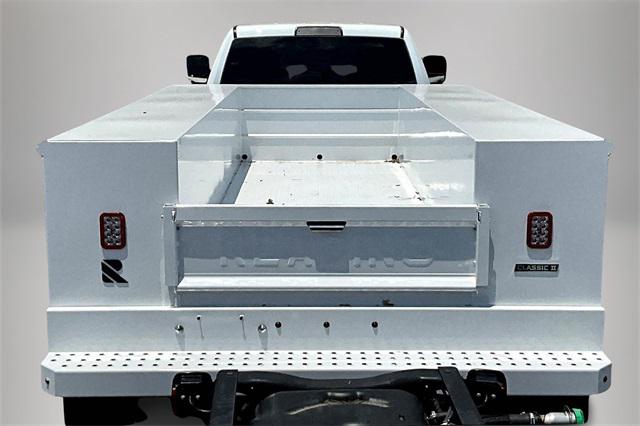 2024 RAM Ram 5500 Chassis Cab RAM 5500 TRADESMAN CHASSIS CREW CAB 4X4 84 CA 2024 RAM Ram 5500 Chassis Cab RAM 5500 TRADESMAN CHASSIS CREW CAB 4X4 84 CA