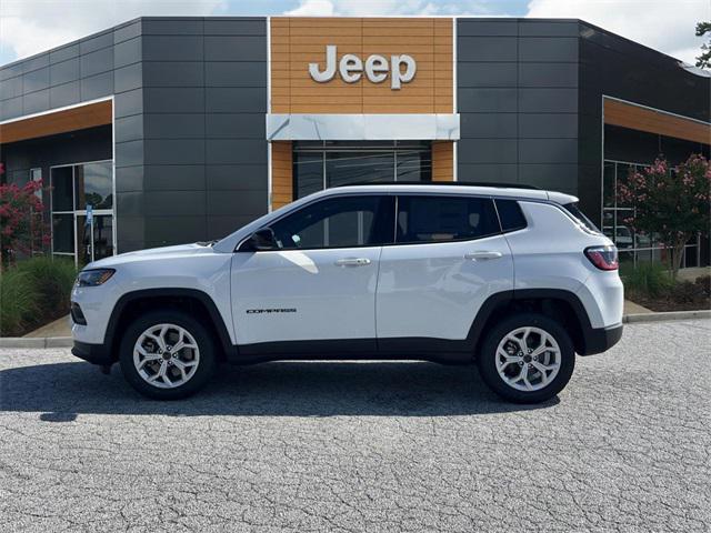 2025 Jeep Compass COMPASS LATITUDE 4X4