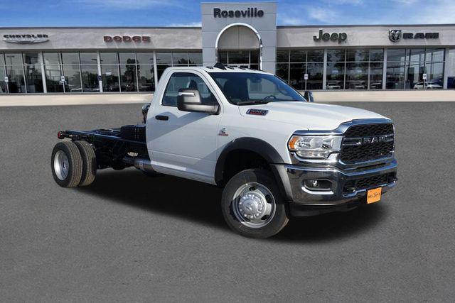 2024 RAM Ram 5500 Chassis Cab RAM 5500 TRADESMAN CHASSIS REGULAR CAB 4X4 84 CA 2024 RAM Ram 5500 Chassis Cab RAM 5500 TRADESMAN CHASSIS REGULAR CAB 4X4 84 CA