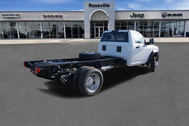 2024 RAM Ram 5500 Chassis Cab RAM 5500 TRADESMAN CHASSIS REGULAR CAB 4X4 84 CA 2024 RAM Ram 5500 Chassis Cab RAM 5500 TRADESMAN CHASSIS REGULAR CAB 4X4 84 CA