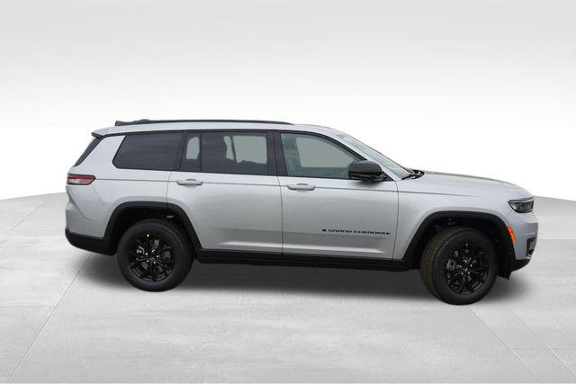 2025 Jeep Grand Cherokee GRAND CHEROKEE L ALTITUDE 4X4 2025 Jeep Grand Cherokee GRAND CHEROKEE L ALTITUDE 4X4