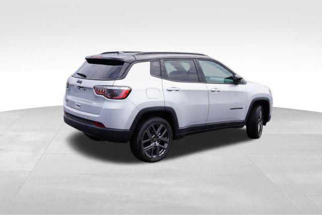 2025 Jeep Compass COMPASS LIMITED 4X4