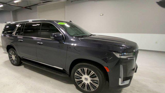 2022 Cadillac Escalade ESV 4WD Luxury