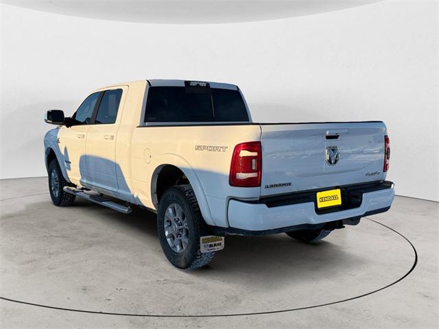 2020 RAM 3500 Laramie Mega Cab 4x4 64 Box