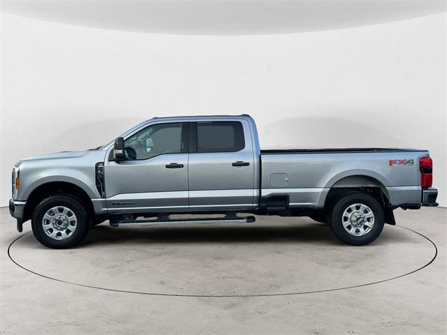 2024 Ford F-350 XLT 2024 Ford F-350 XLT