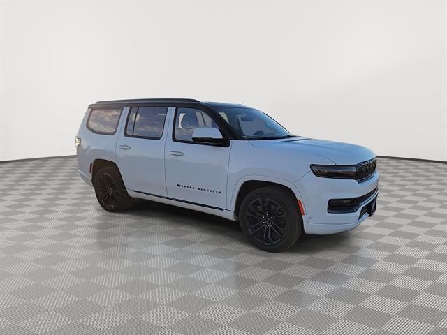 2022 Wagoneer Grand Wagoneer Series II Obsidian 4x4 2022 Wagoneer Grand Wagoneer Series II Obsidian 4x4