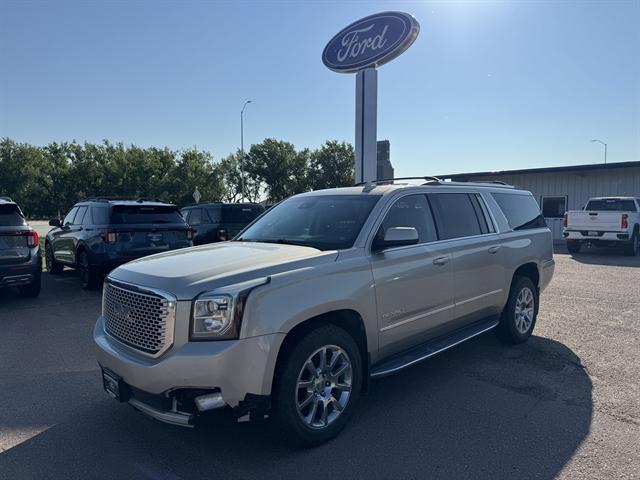 2016 GMC Yukon XL Denali 2016 GMC Yukon XL Denali