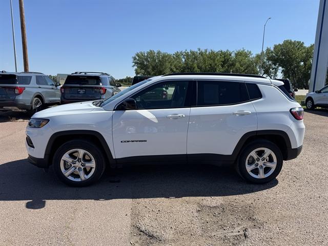 2024 Jeep Compass Latitude 4x4 2024 Jeep Compass Latitude 4x4
