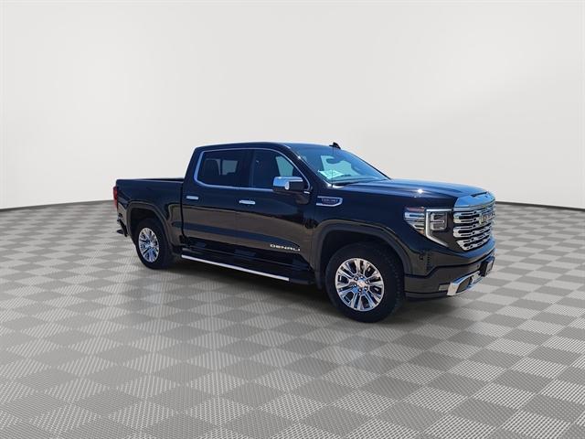 2023 GMC Sierra 1500 4WD Crew Cab Short Box Denali 2023 GMC Sierra 1500 4WD Crew Cab Short Box Denali