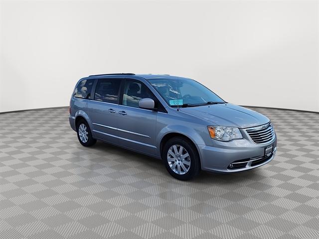 2016 Chrysler Town and Country Touring 2016 Chrysler Town and Country Touring