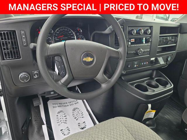 2025 Chevrolet Express Cutaway Work Van