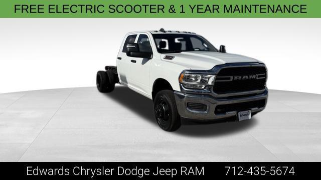 2024 RAM Ram 3500 Chassis Cab RAM 3500 TRADESMAN CREW CAB CHASSIS 4X4 60 CA 2024 RAM Ram 3500 Chassis Cab RAM 3500 TRADESMAN CREW CAB CHASSIS 4X4 60 CA