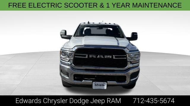 2024 RAM Ram 3500 Chassis Cab RAM 3500 TRADESMAN CREW CAB CHASSIS 4X4 60 CA 2024 RAM Ram 3500 Chassis Cab RAM 3500 TRADESMAN CREW CAB CHASSIS 4X4 60 CA