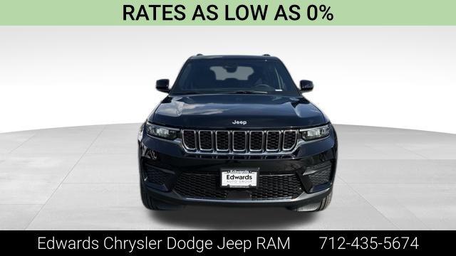 2025 Jeep Grand Cherokee GRAND CHEROKEE LAREDO X 4X4