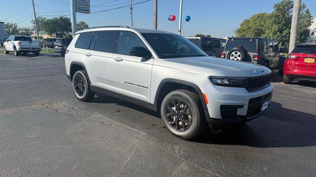 2025 Jeep Grand Cherokee GRAND CHEROKEE L ALTITUDE 4X4 2025 Jeep Grand Cherokee GRAND CHEROKEE L ALTITUDE 4X4