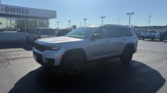 2025 Jeep Grand Cherokee GRAND CHEROKEE L ALTITUDE 4X4 2025 Jeep Grand Cherokee GRAND CHEROKEE L ALTITUDE 4X4