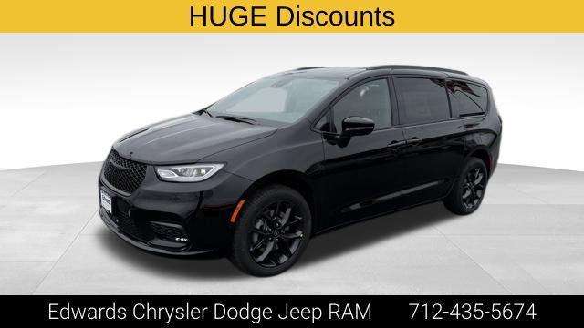 2026 Chrysler Pacifica PACIFICA LIMITED AWD