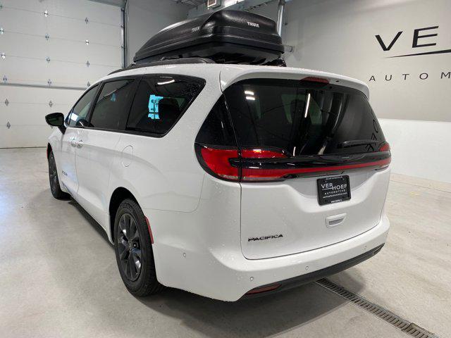 2025 Chrysler Pacifica PACIFICA SELECT