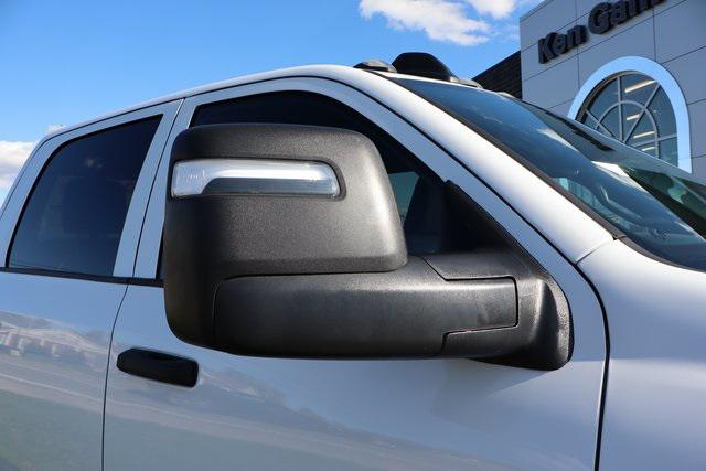 2025 RAM 2500 Tradesman Crew Cab 4x4 8 Box