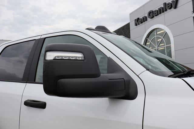 2025 RAM 2500 Big Horn Crew Cab 4x4 64 Box 2025 RAM 2500 Big Horn Crew Cab 4x4 64 Box