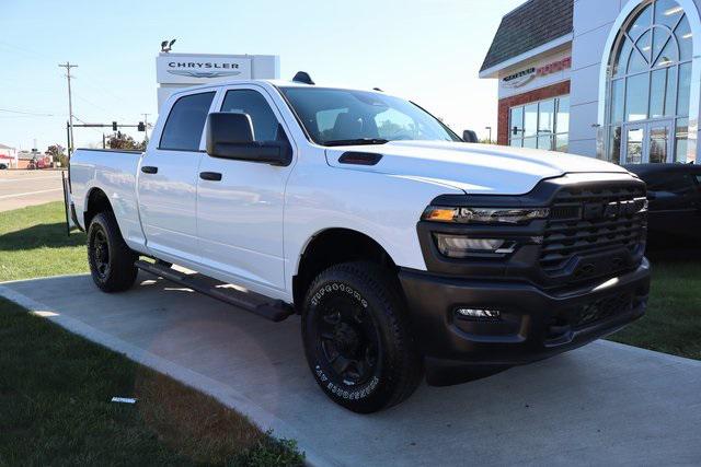 2025 RAM 3500 Tradesman Crew Cab 4x4 64 Box 2025 RAM 3500 Tradesman Crew Cab 4x4 64 Box