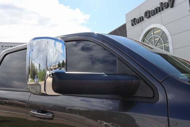 2019 RAM 1500 Laramie Crew Cab 4x4 57 Box 2019 RAM 1500 Laramie Crew Cab 4x4 57 Box